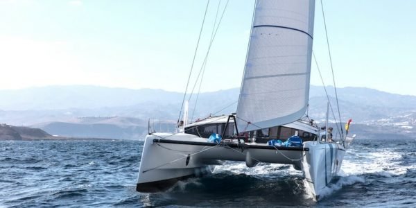 MyTeamBuilding Racing Catamaran 1